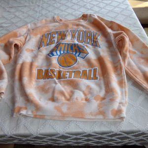 NEW YORK  KNICKS BASKETBALL  SWEATSHIRT